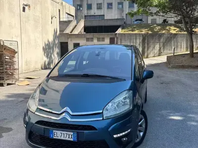 Usata Citroën C4 Picasso Business Class 112 CV (82 kW) 2012 Blu Monovolume