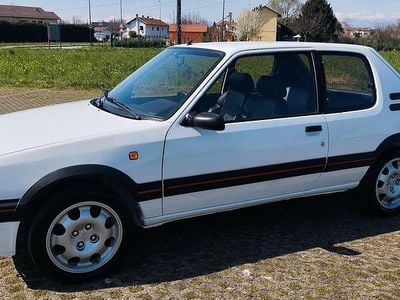 Usata Peugeot 205 GTi 128 CV (94 kW) 1992 Bianco Berlina