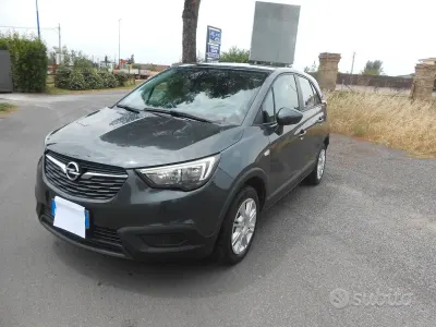 Usata Opel Crossland X 99 CV (72 kW) 2018 Grigio SUV