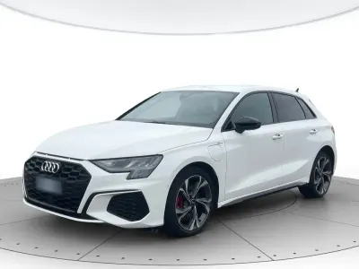 Usata Audi A3 Sportback e-tron S-Line 150 CV (110 kW) 2022 Bianco Utilitaria