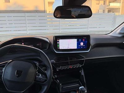 Usata Peugeot 208 Allure 101 CV (74 kW) 2024 Nero Utilitaria