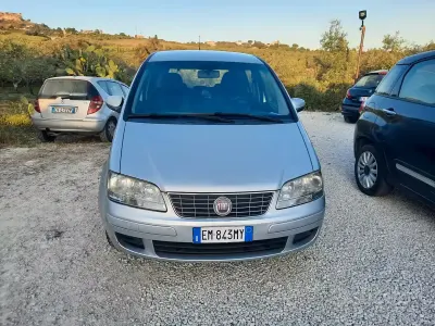 Brugt Fiat Idea Dynamic 95 HK (69 kW) 2012 Grå MPV