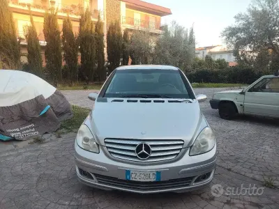Usata Mercedes B180