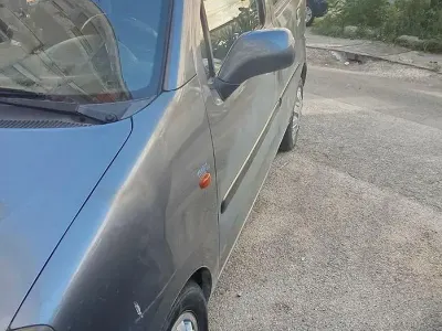 Usata Opel Agila 80 CV (58 kW) 2006 Grigio Monovolume