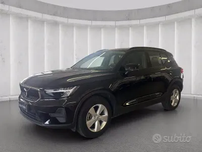 Usata Volvo XC40 129 CV (94 kW) 2023 Nero SUV