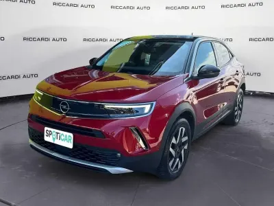 Usata Opel Mokka Elegance 131 CV (96 kW) 2021 Rosso SUV