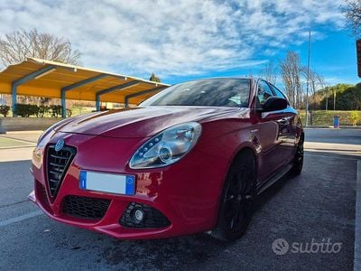 Usata Alfa Romeo Giulietta 120 CV (88 kW) 2014 Rosso Utilitaria