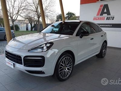 Usata Porsche Cayenne 340 CV (250 kW) 2021 Grigio SUV