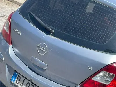 Usata Opel Corsa 54 CV (39 kW) 2007 Utilitaria