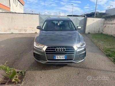Usata Audi Q3 Business 120 CV (88 kW) 2015 Grigio SUV