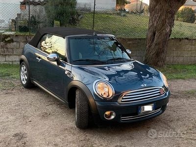 Usata Mini Cooper Cabriolet 120 CV (88 kW) 2010 Blu Cabrio