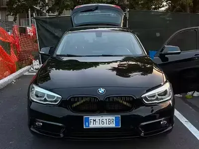 Usata BMW 118 150 CV (110 kW) 2017 Nero Utilitaria