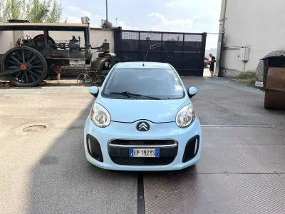 Gebraucht Citroën C1 Attraction 68 PS (50 kW) 2013 Blau Kleinwagen