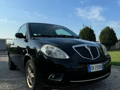 Usata Lancia Ypsilon