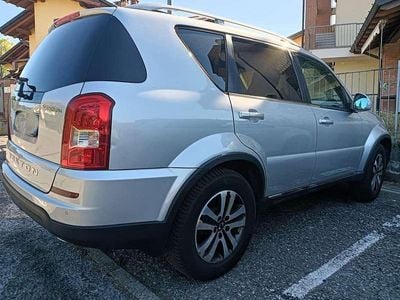 Usata Ssangyong (KGM) Rexton 155 CV (114 kW) 2015 Argento SUV