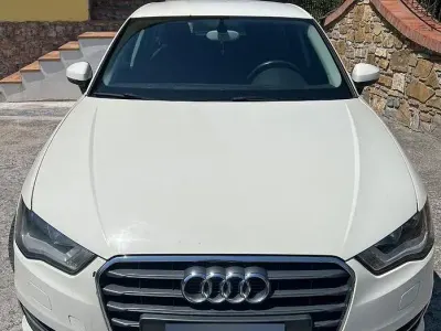 Usata Audi A3 105 CV (77 kW) 2013 Bianco Berlina