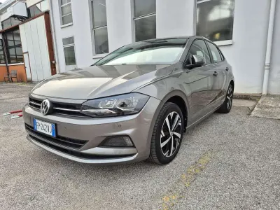 Usata VW Polo Comfortline 75 CV (55 kW) 2018 Utilitaria