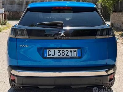Usata Peugeot 3008 Allure 131 CV (96 kW) 2022 Blu SUV