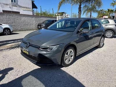 Usata VW Golf VII 110 CV (80 kW) 2021 Grigio Utilitaria