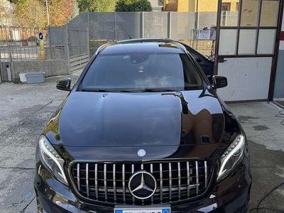 Usata Mercedes GLA200 Premium 136 CV (100 kW) 2015 Nero SUV