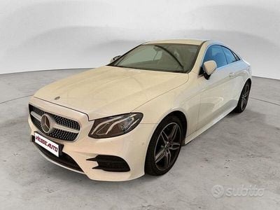 Usata Mercedes E220 Premium 194 CV (142 kW) 2017 Bianco Coupé