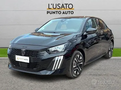Usata Peugeot 208 Allure 101 CV (74 kW) 2025 Nero Utilitaria