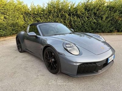 Nouă Porsche 911 541 CP (397 kW) 2025 Gri Cabrio
