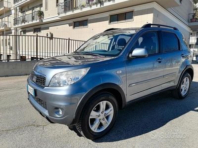 Usata Daihatsu Terios 105 CV (77 kW) 2010 Grigio SUV