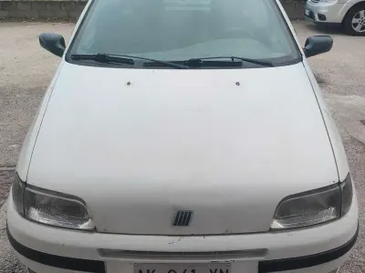 Usata Fiat Punto 71 CV (52 kW) 1994 Berlina