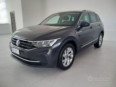 usata VW Tiguan 2.0 TDI 150 CV SCR DSG Life