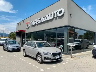 Usata Skoda Scala Ambition 116 CV (85 kW) 2019 Grigio Utilitaria