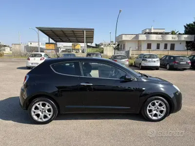 Usata Alfa Romeo MiTo Distinctive 120 CV (88 kW) 2010 Nero Utilitaria
