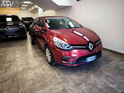 Usata Renault Clio IV Life 90 CV (66 kW) 2018 Rosso Berlina