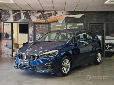 Usata BMW 216 Active Tourer Advantage 116 CV (85 kW) 2020 Blu Monovolume