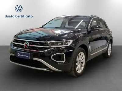 Usata VW T-Roc Style 110 CV (80 kW) 2023 Deep black perlato SUV