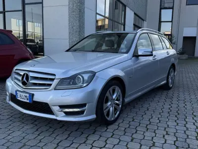 Usata Mercedes C200 Avantgarde 136 CV (100 kW) 2011 Argento Station wagon