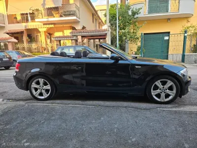 Usata BMW 118 142 CV (104 kW) 2009 Nero Utilitaria