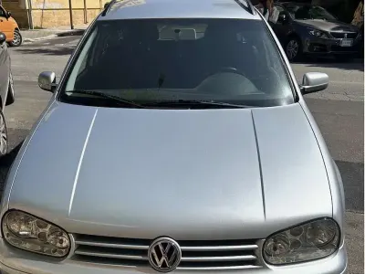 Usata VW Golf IV Highline 101 CV (74 kW) 2001 Station wagon