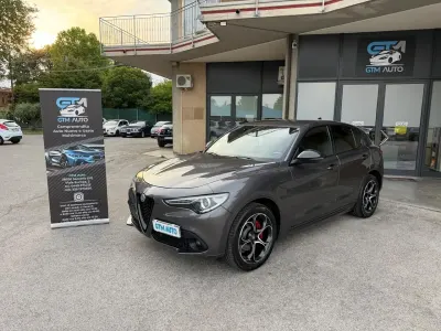 Usata Alfa Romeo Stelvio Veloce 210 CV (154 kW) 2020 Grigio SUV