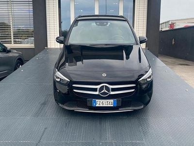 Usata Mercedes B180 116 CV (85 kW) 2020 Nero Monovolume