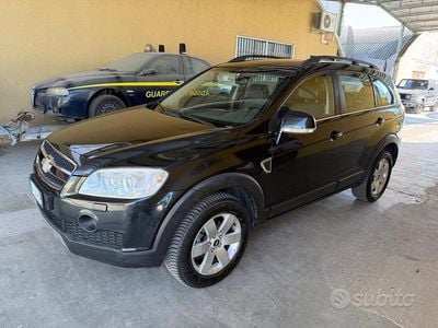 Usata Chevrolet Captiva LT 136 CV (100 kW) 2009 Nero SUV