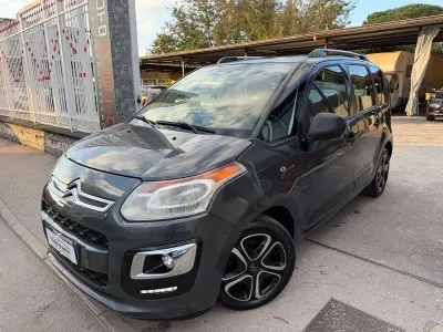 Usado Citroën C3 Picasso Exclusive 99 CV (72 kW) 2017 Gris Monovolumen