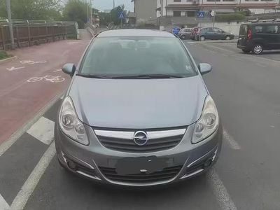 Occasion Opel Corsa Cosmo 90 ch (66 kW) 2007 Gris Citadine