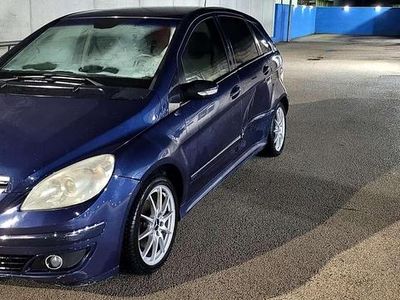 Usata Mercedes B200 140 CV (102 kW) 2007 Monovolume