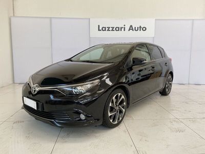 usata Toyota Auris 1.6 D-4D Lounge del 2016 usata a Cornegliano Laudense