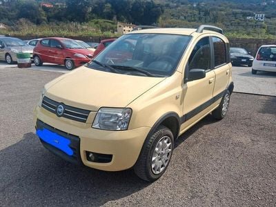 Occasion Fiat Panda 4x4 Climbing 60 ch (44 kW) 2007 Jaune Citadine