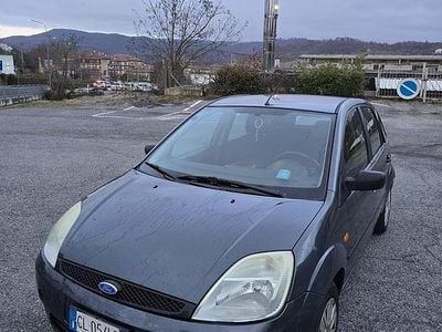 Usata Ford Fiesta Zetec 79 CV (58 kW) 2004 Utilitaria