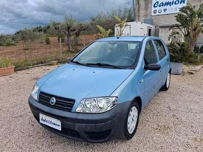Usata Fiat Punto Active 120 CV (88 kW) 2004 Blu Utilitaria