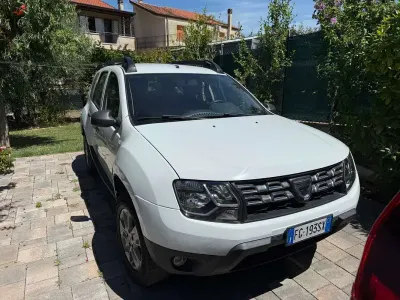 Usata Dacia Duster Ambiance 114 CV (83 kW) 2017 Bianco SUV