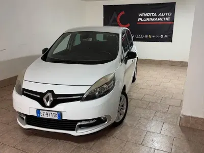 Usata Renault Scénic III LIMITED 110 CV (80 kW) 2015 Other Monovolume